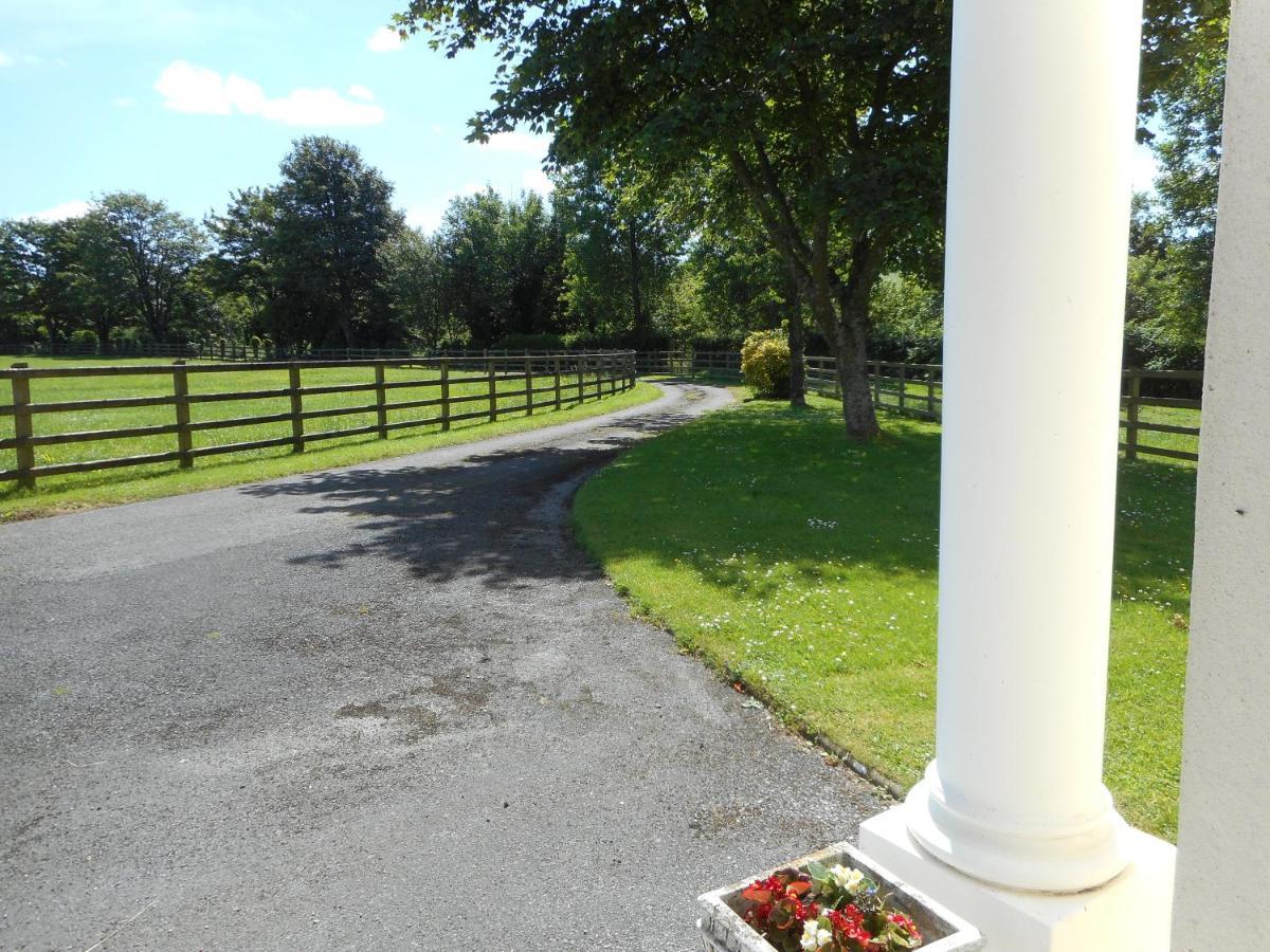 Glascoed Farmhouse Carmarthen Exterior photo